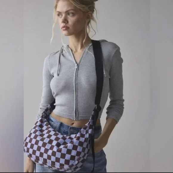 NWT Baggu Medium Nylon Crescent Bag Checkered - Picture 9 of 9